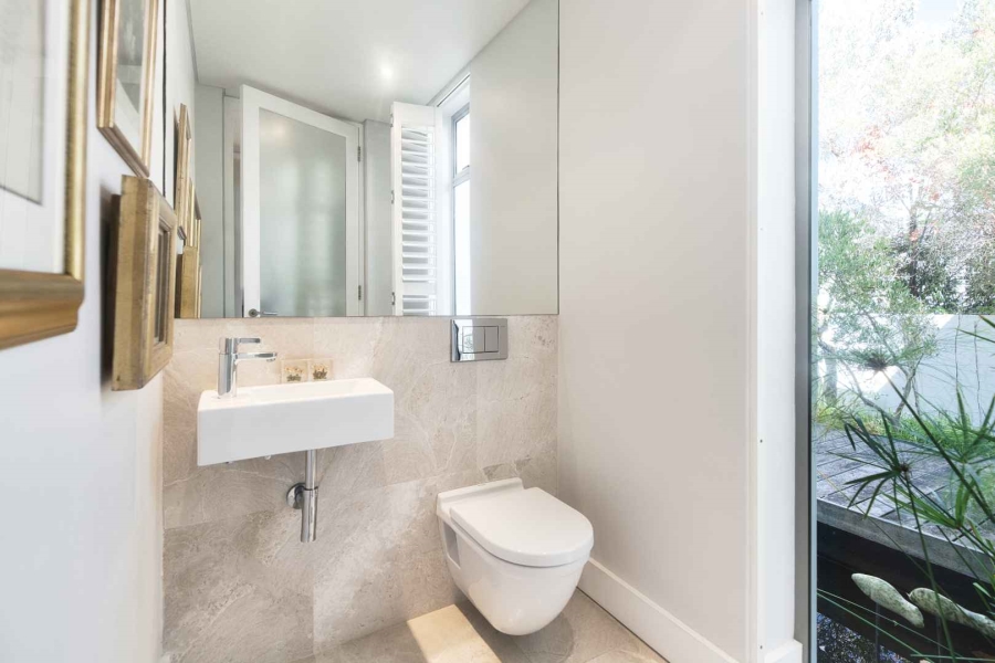 3 Bedroom Property for Sale in Fernkloof Estate Western Cape